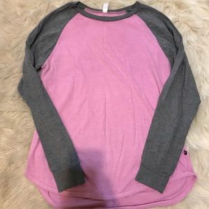 Women’s super soft Raglan T-shirt. Size M